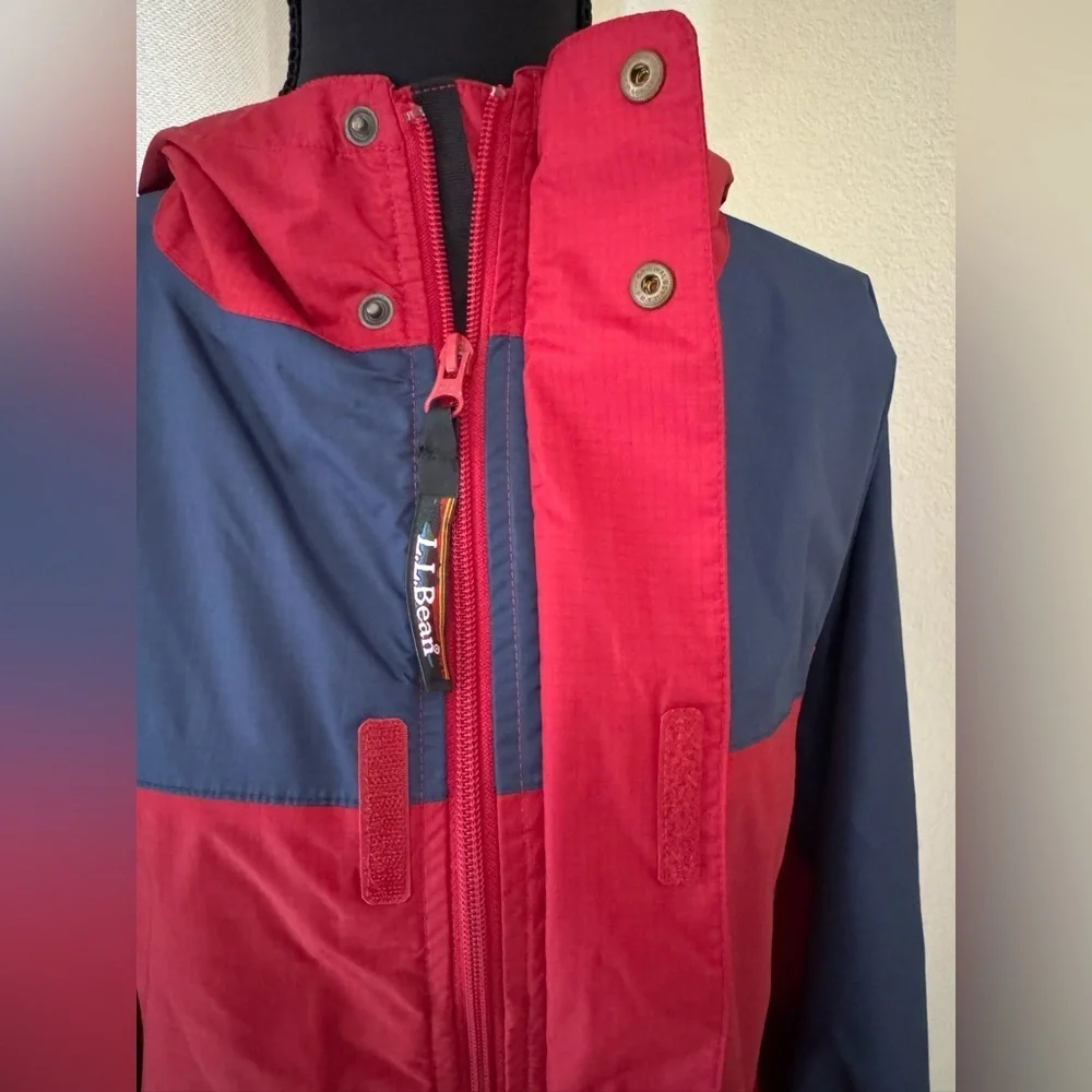 L.L. Bean Trail Model Rain Jacket Youth XL 18 Hooded Windbreaker Outdoor Coat